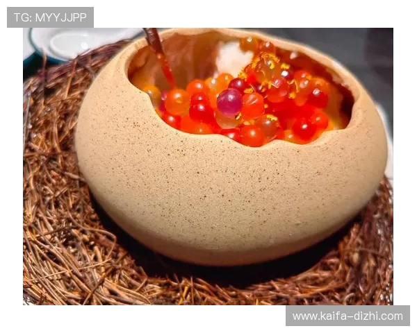 如何根据菜品颜色选择合适的色碟，提升菜肴的视觉吸引力